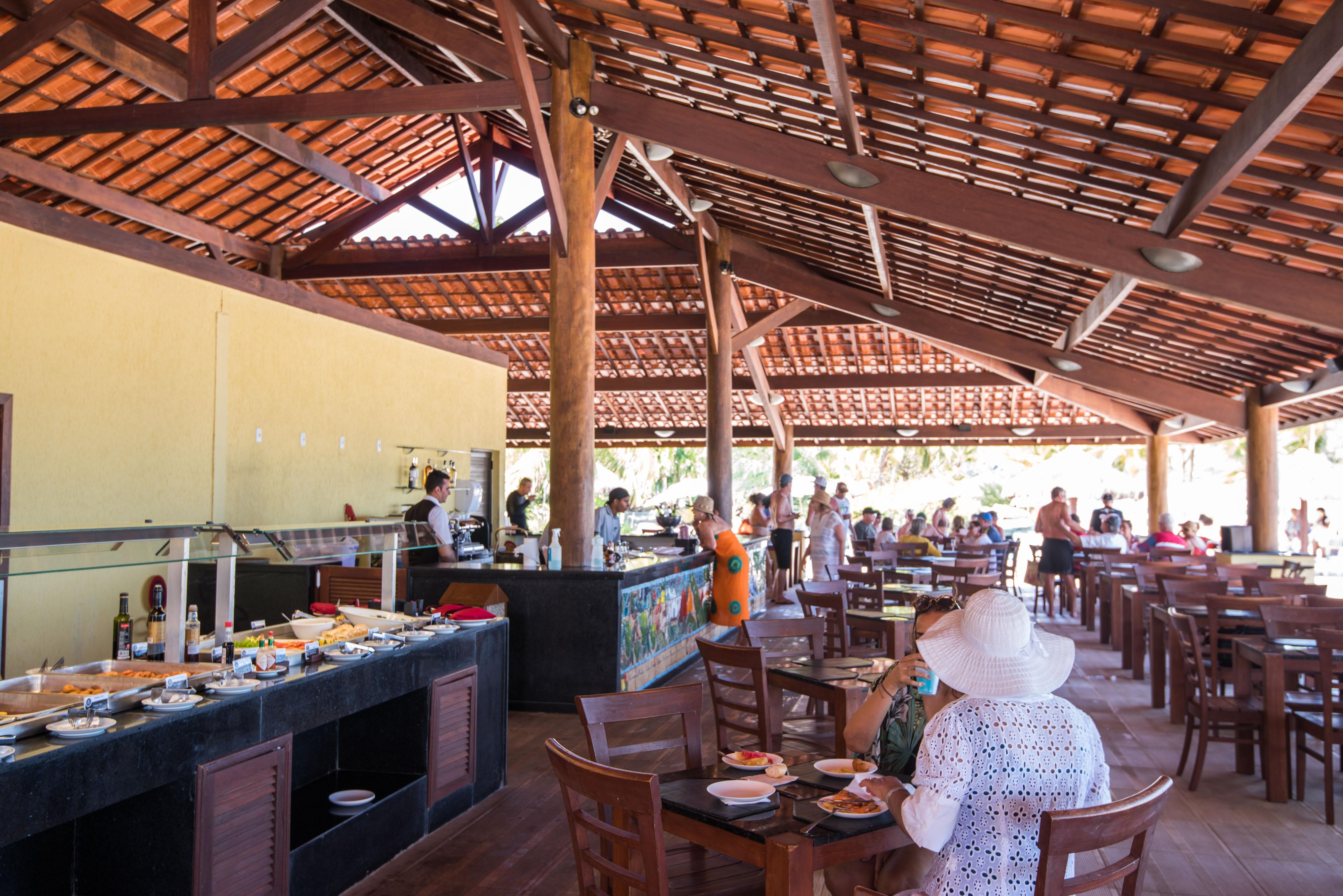 Vila Gale Cabo Кабу-ди-Санту-Агостинью Экстерьер фото The buffet at the resort