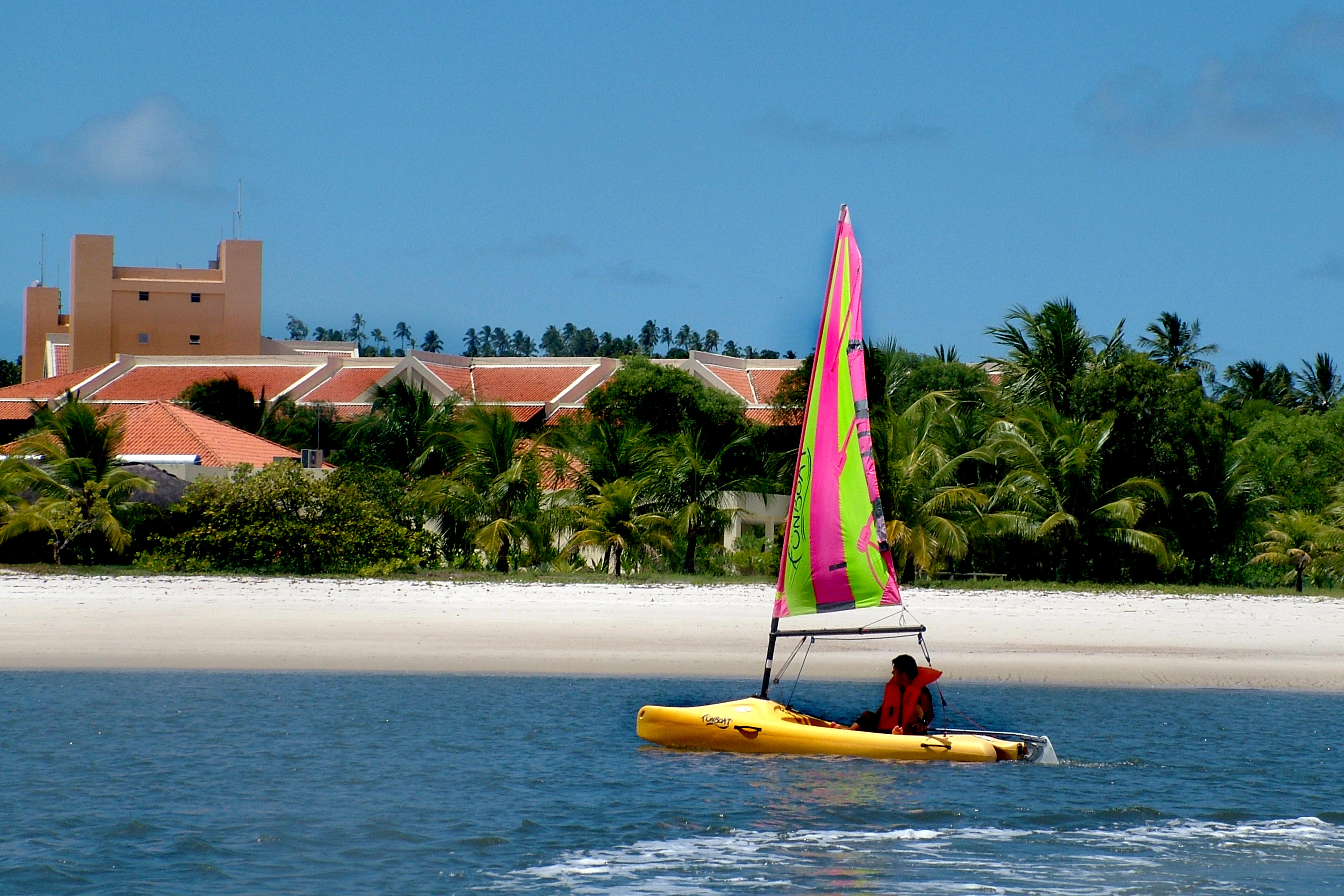 Vila Gale Cabo Кабу-ди-Санту-Агостинью Экстерьер фото A beach in Fortaleza