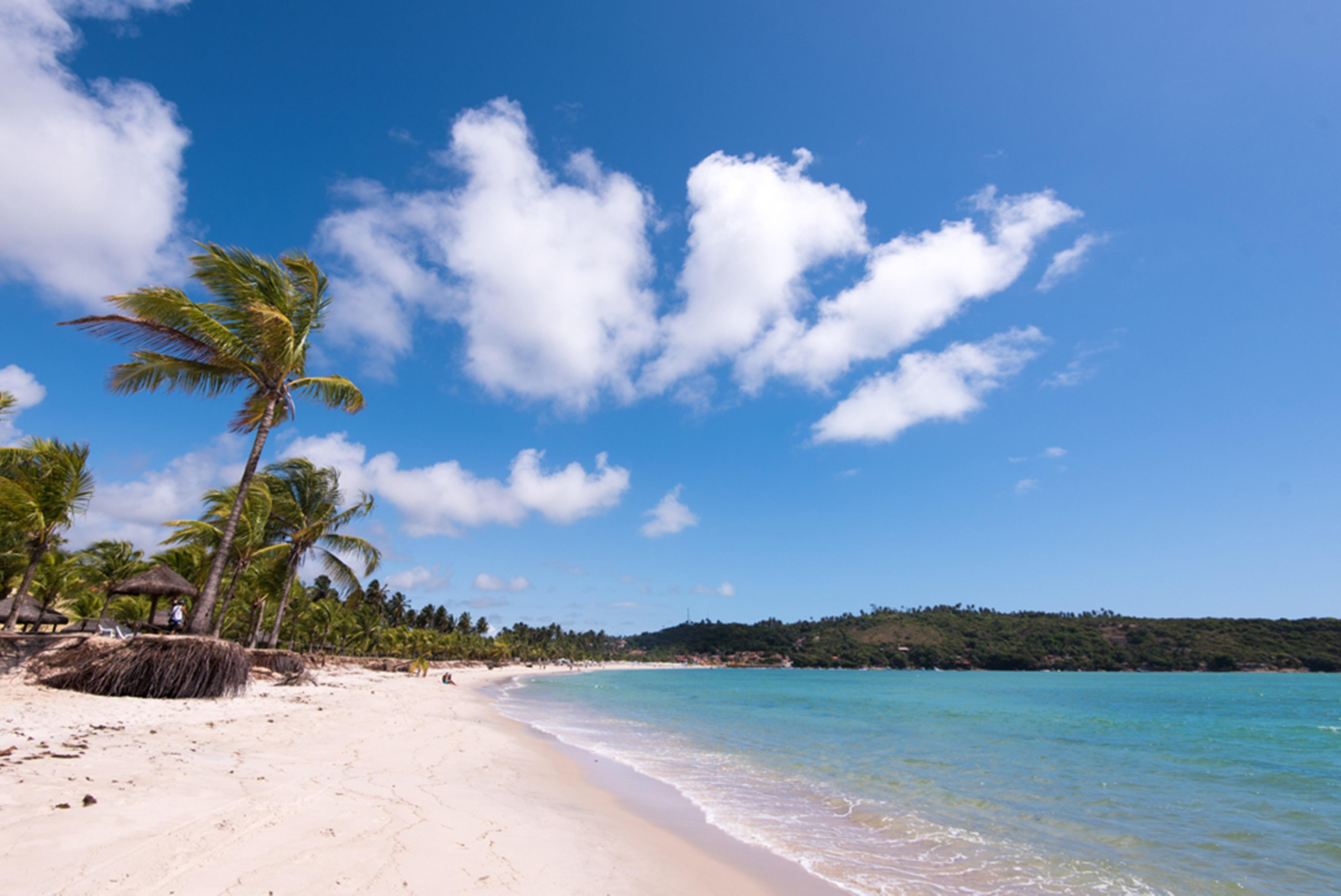 Vila Gale Cabo Кабу-ди-Санту-Агостинью Экстерьер фото Beach on the island of Providência